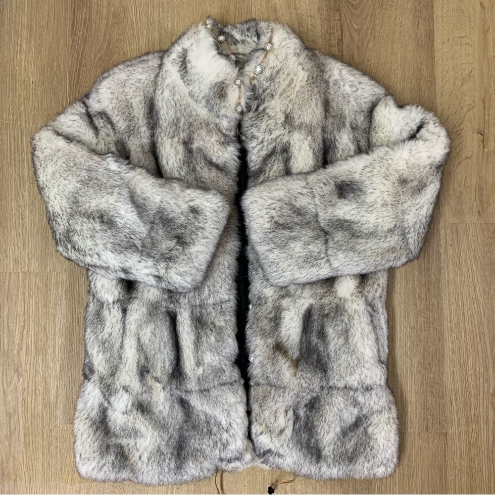 Vintage Faux Fur Coat 🪩 Festival Ready ✨ With lights Installed